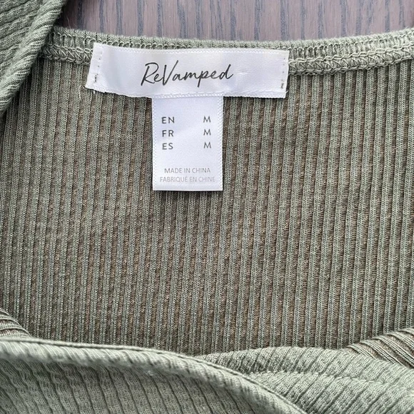 Revamped Sage Ribbed Top - Picture 3 of 4